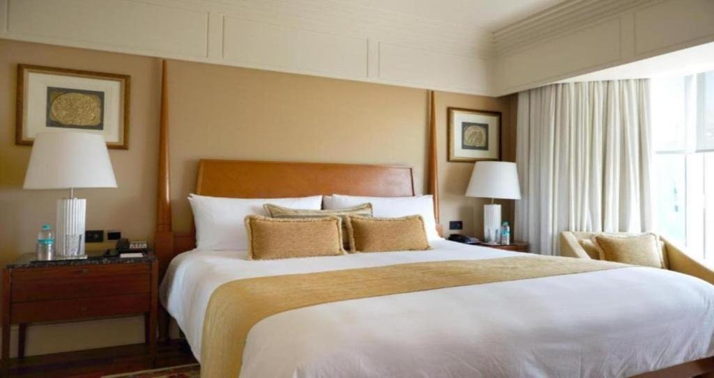 Deluxe Room at Hotel Airport President Near IGI Airport