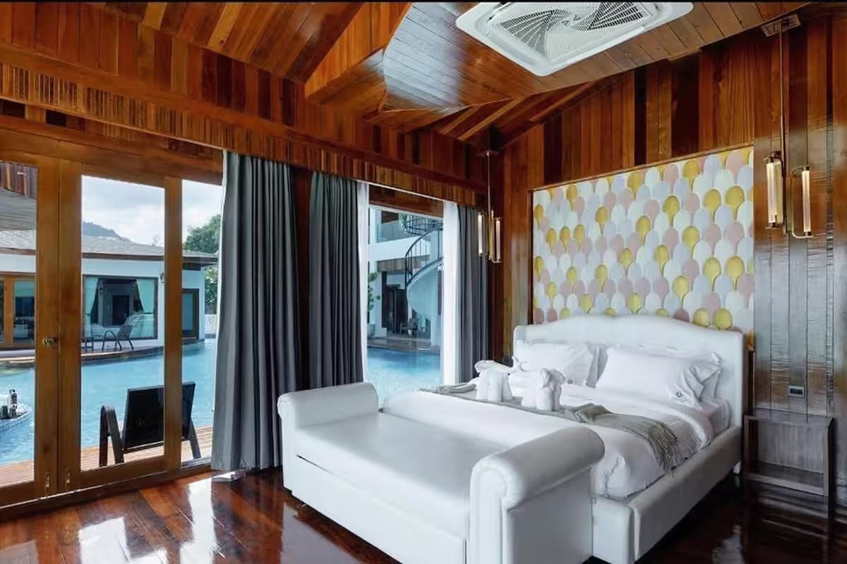 Family Suite at Hotel Villa AoKhanom Beachfront