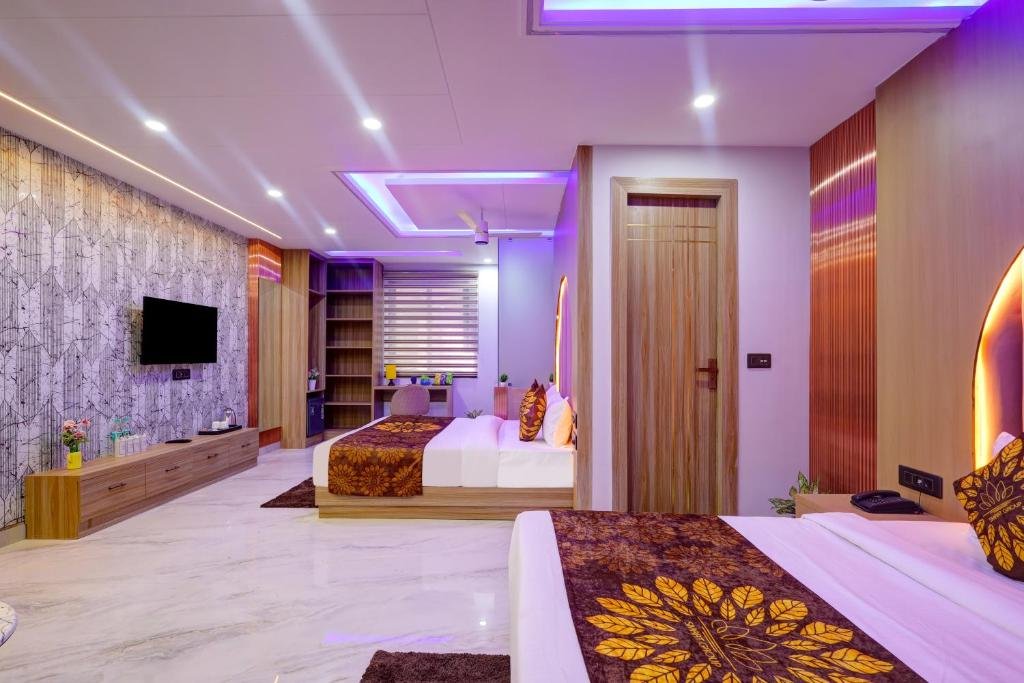 Executive Suite at Hotel Armani Suites