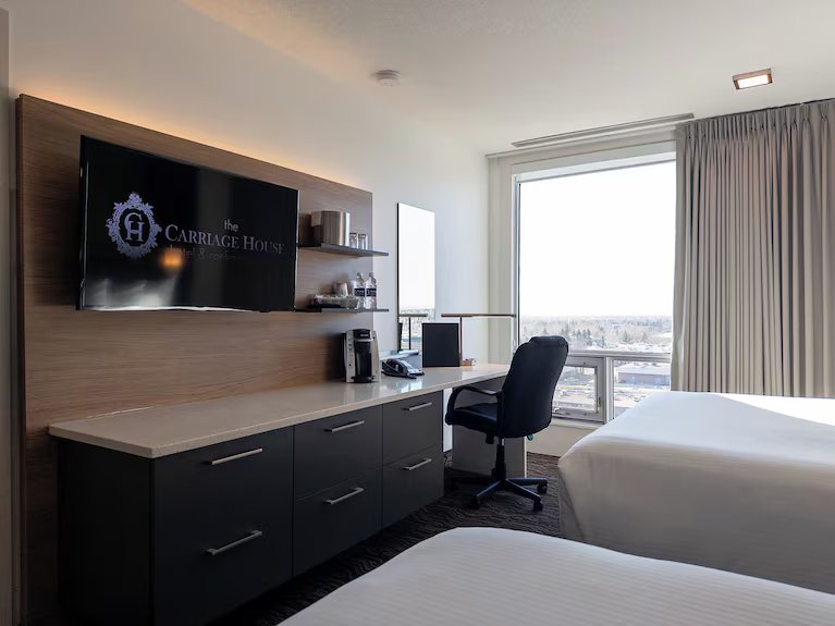 Executive Suite at Carriage House Hotel and Conference Centre