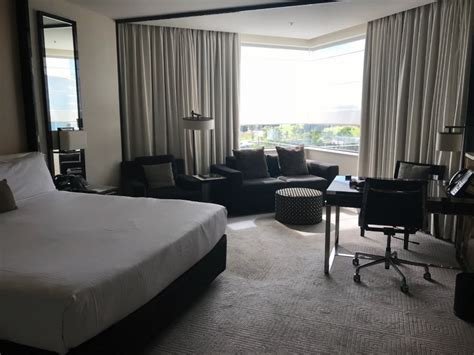 Luxe King Room at Crown Metropol Perth