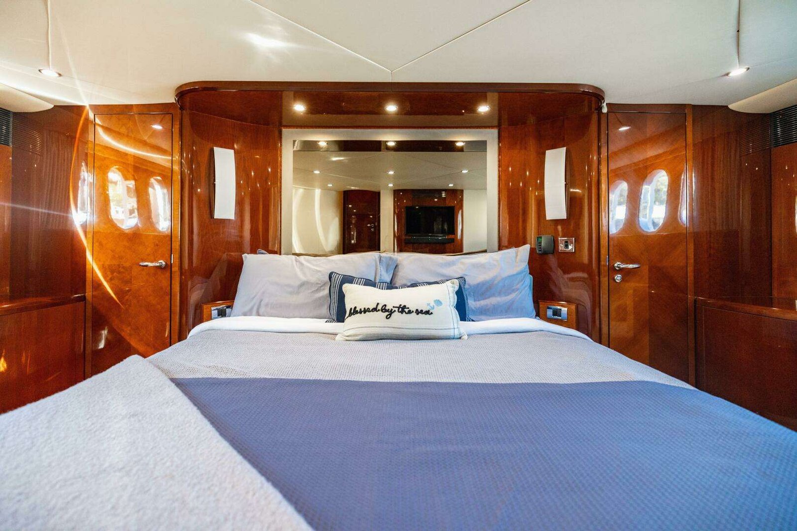 Family Room at Dow Villa Motel