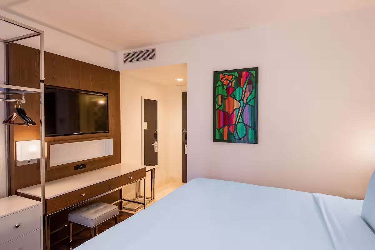 Deluxe Room at Best Western Premier Empire State Hotel