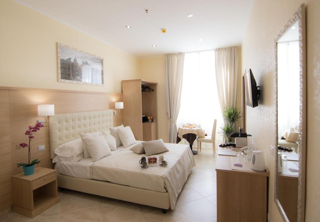 Guest Room at Esposizione Palace Hotel