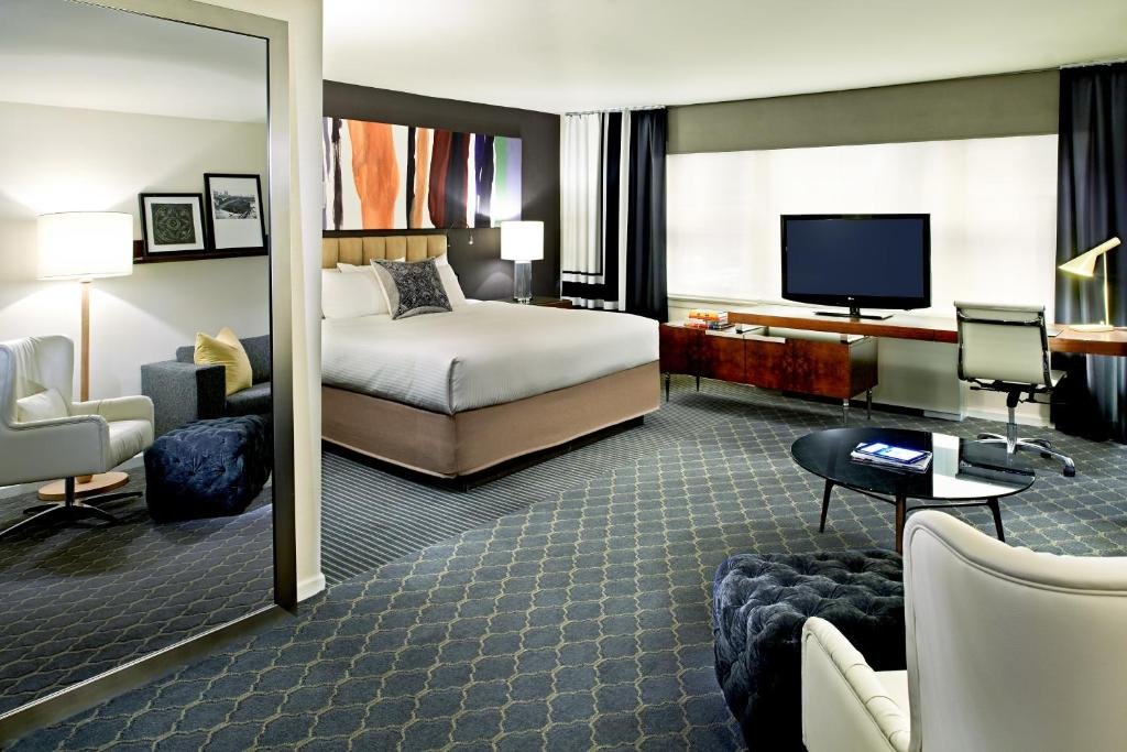 Standard Room at The Fifty Sonesta Hotel