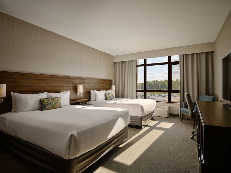 Deluxe Room at Great Blue Heron Hotel