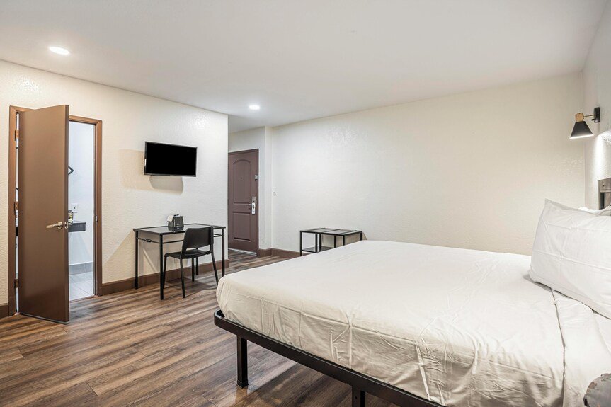 Family Suite at The Greens Hotel