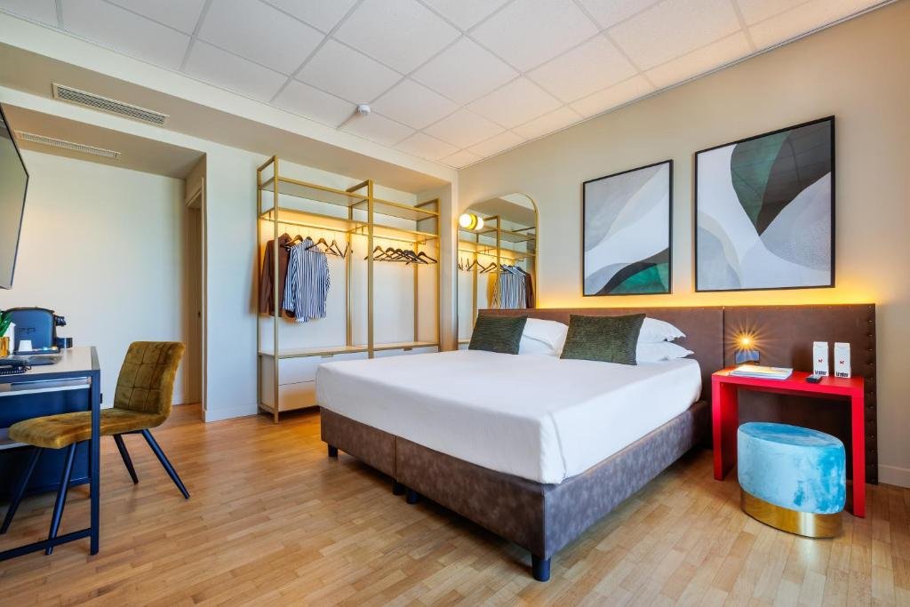 One-Bedroom Apartment at Green Side Hotel Apartments