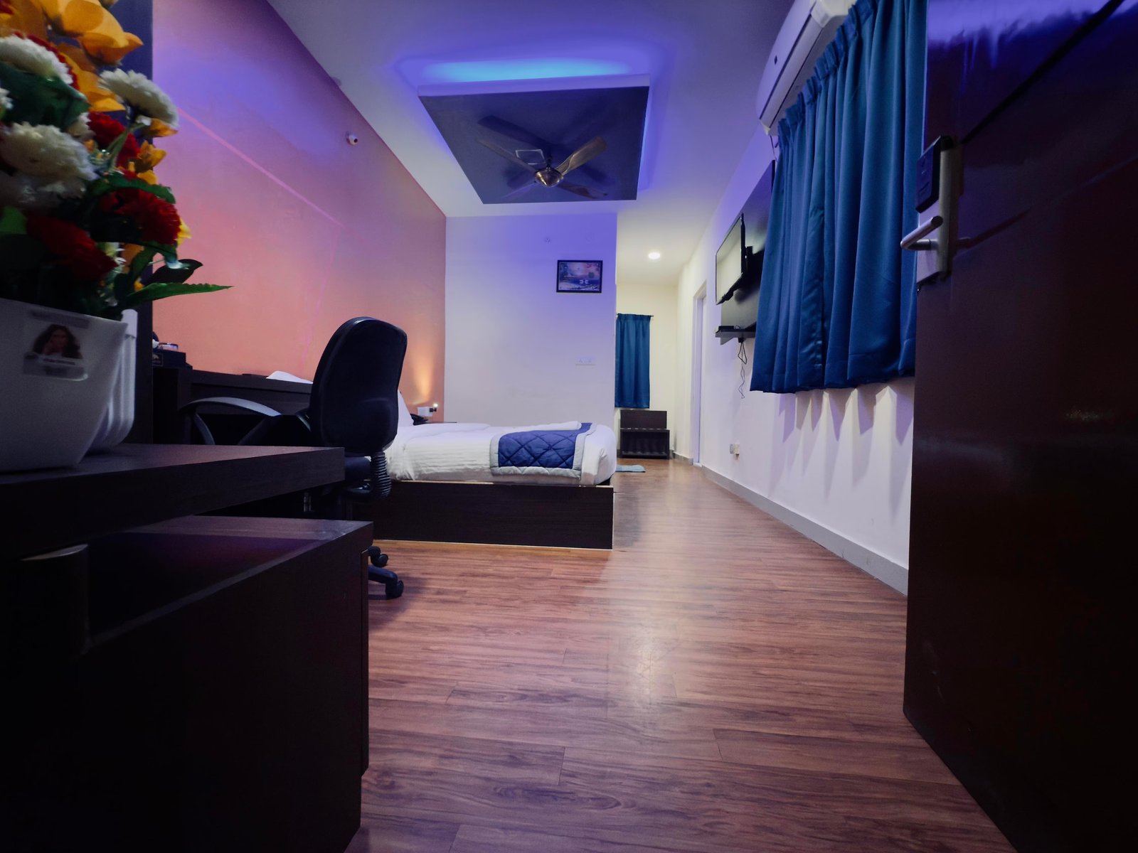 Lobby at Hotel New Blue Rocks Sarjapur