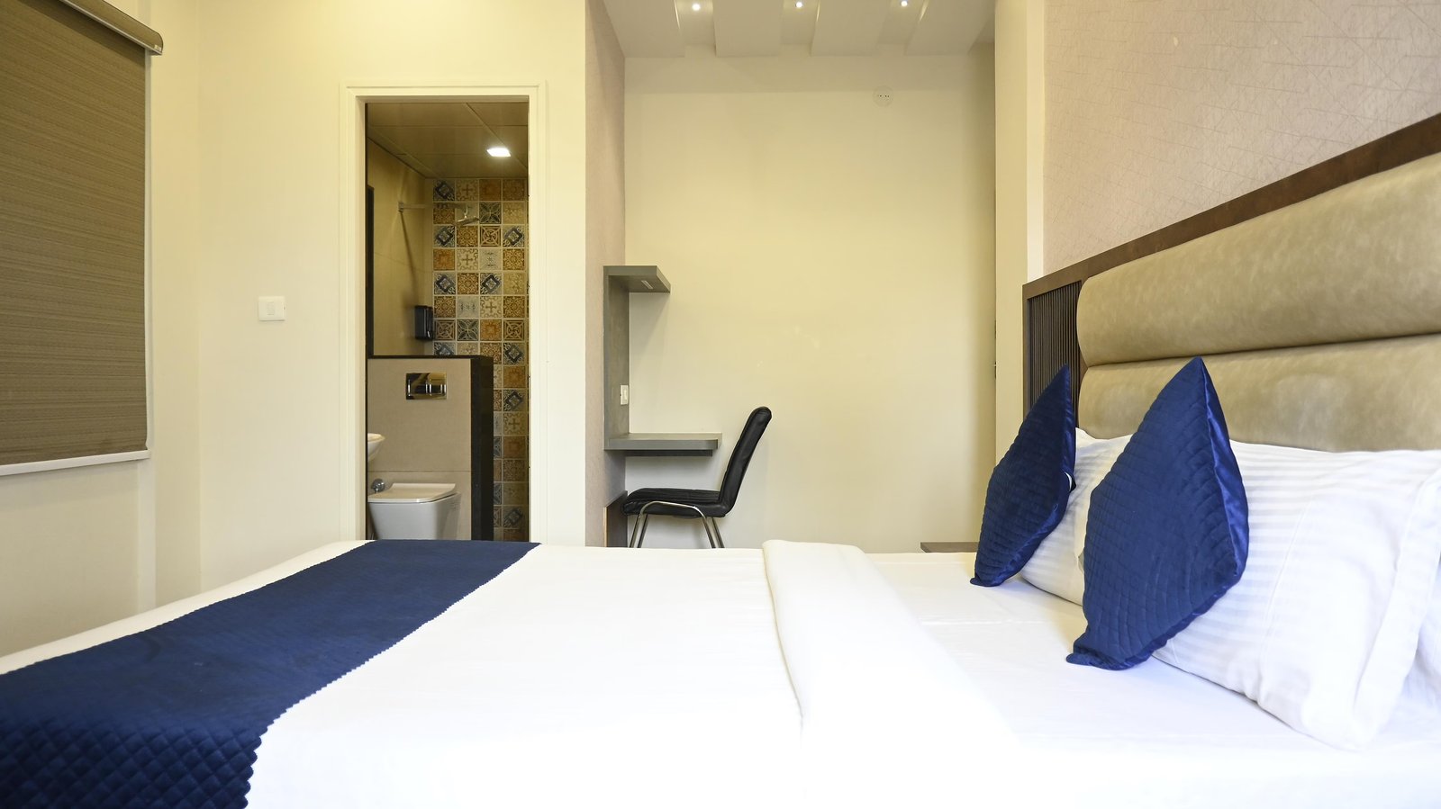 Guest Room at Hotel Rize Inn