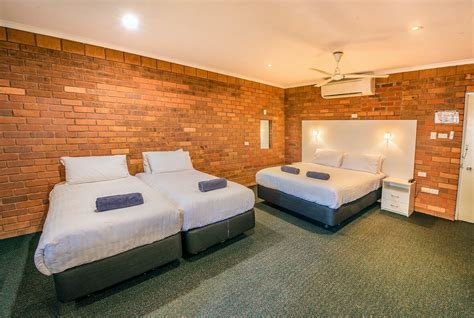 Premium Room at Contour Hotel Katherine