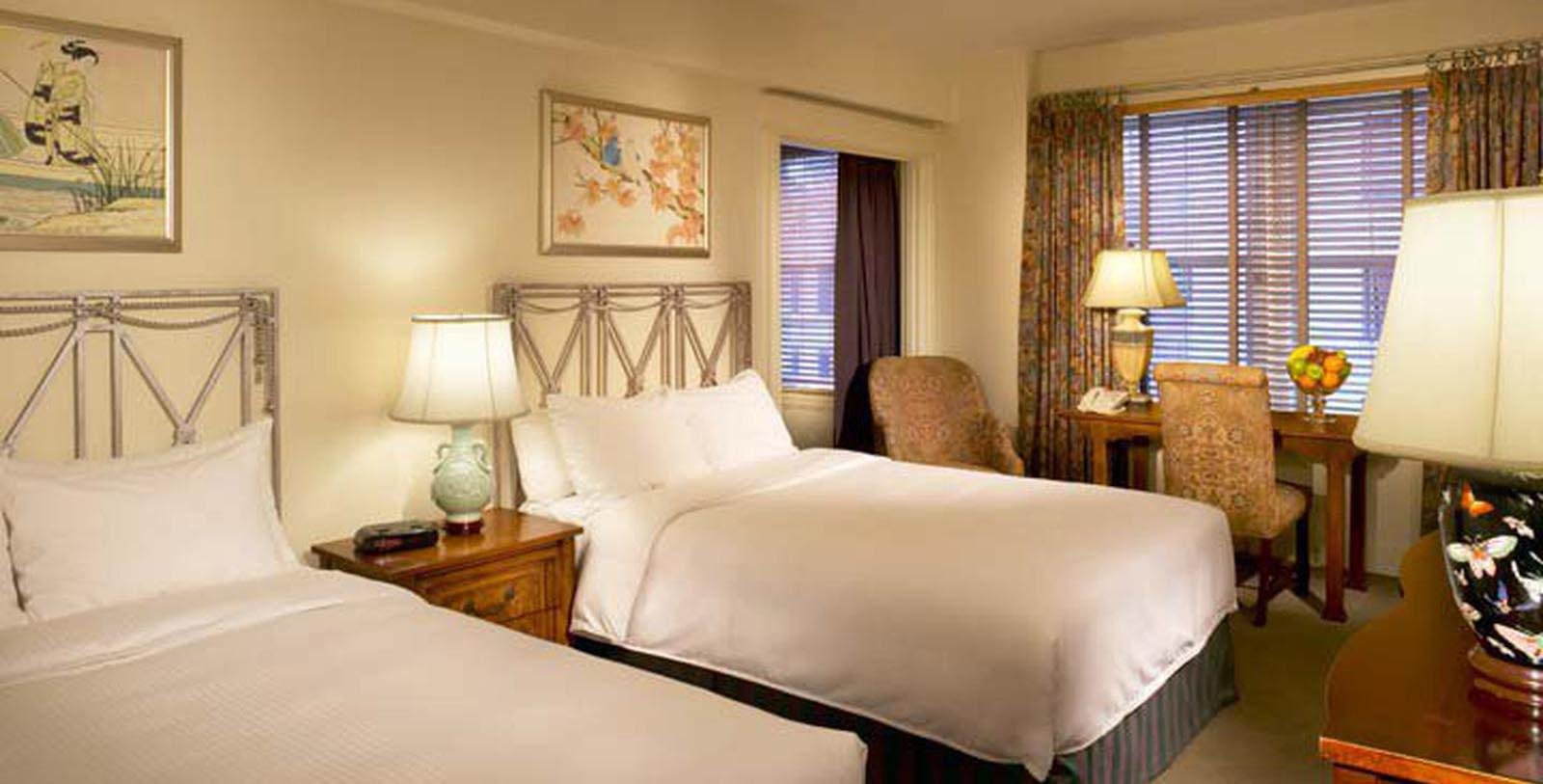 Lobby at Hotel Lombardy