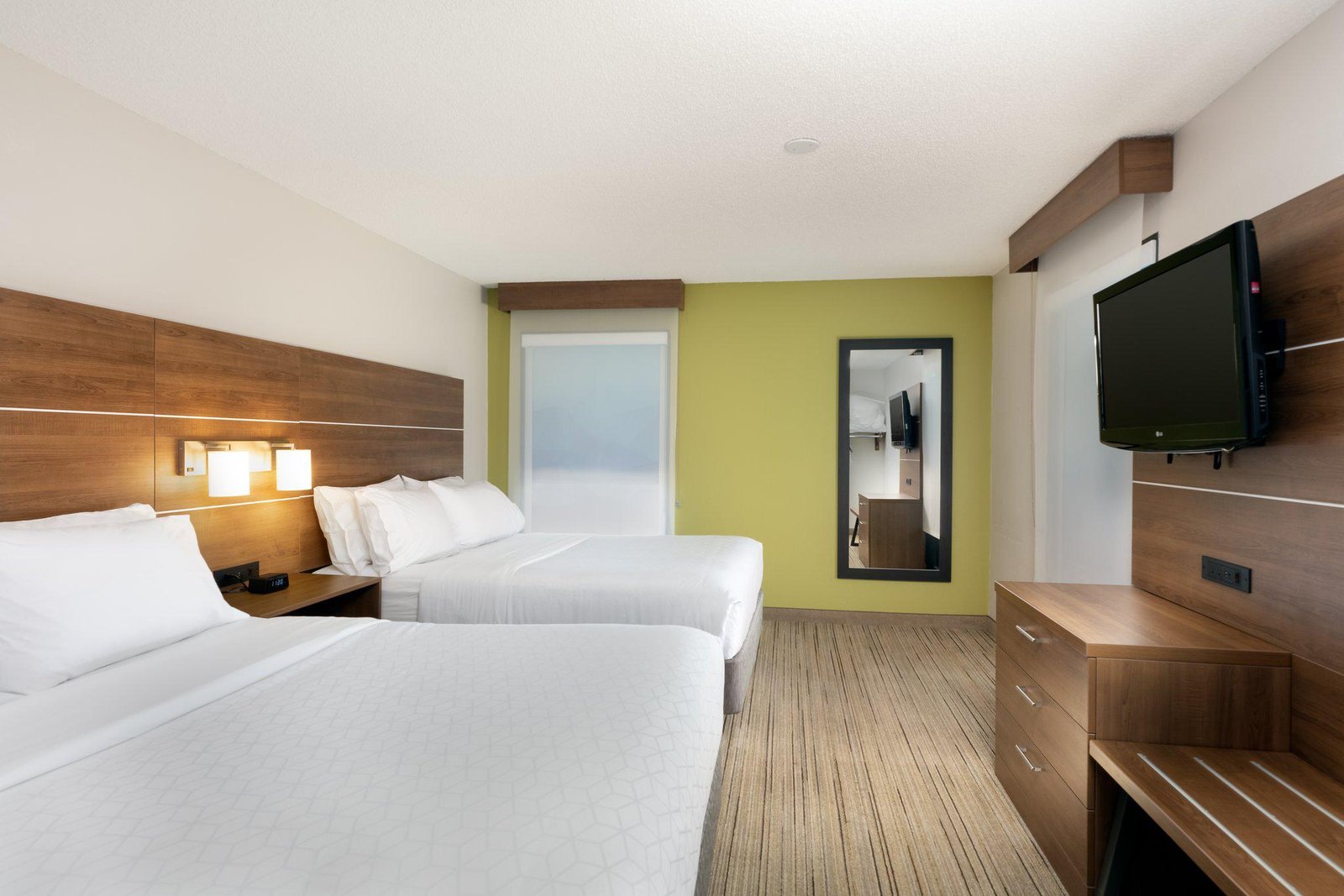 Executive Suite at Holiday Inn Express Milton