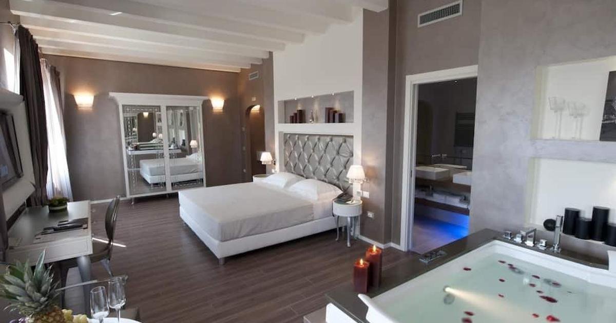 Guest Room at Hotel Morgana