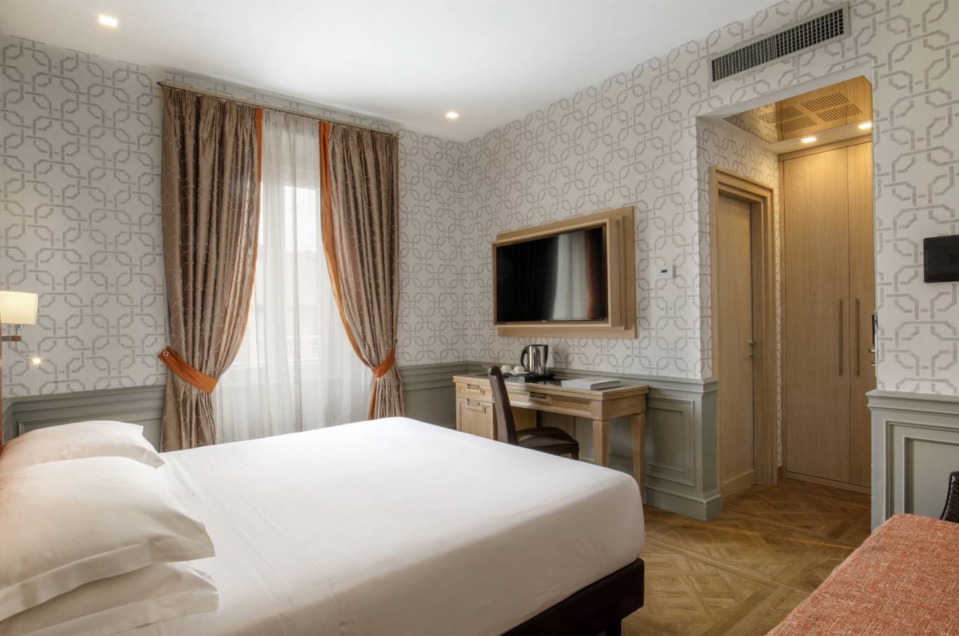 Suite at Hotel Morgana