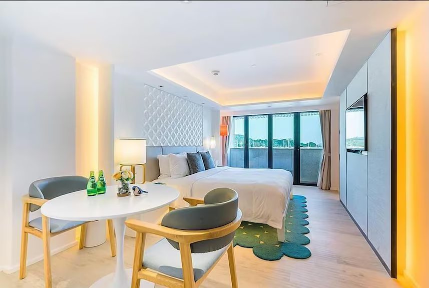 Family Suite at The Pier Hotel