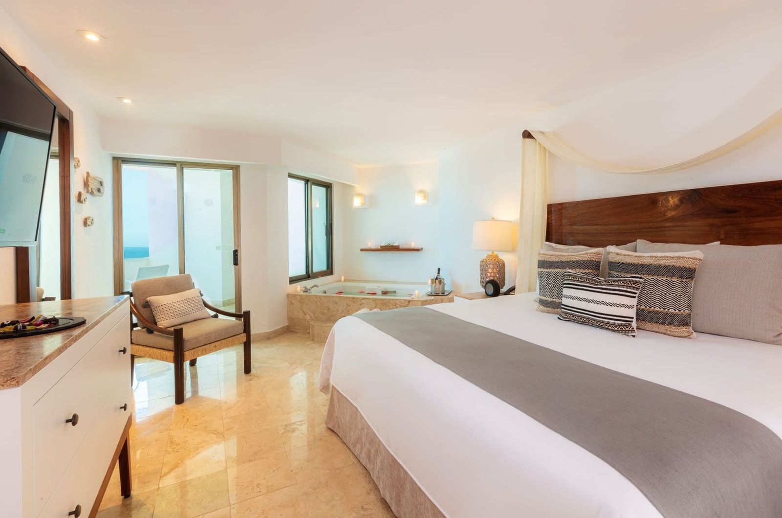 Guest Room at Premiere Hotel Cleveland