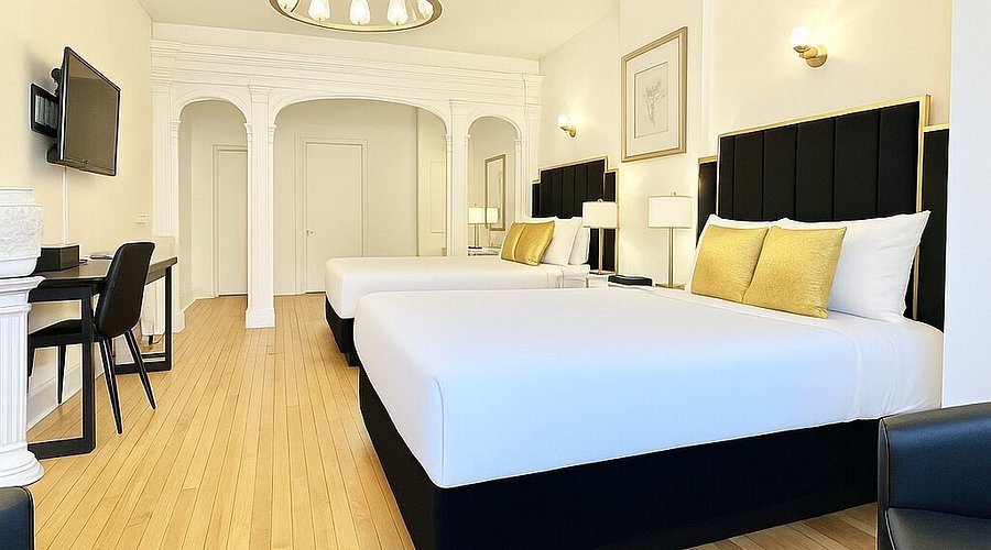 Deluxe Room at Hotel Relais Charles-Alexandre