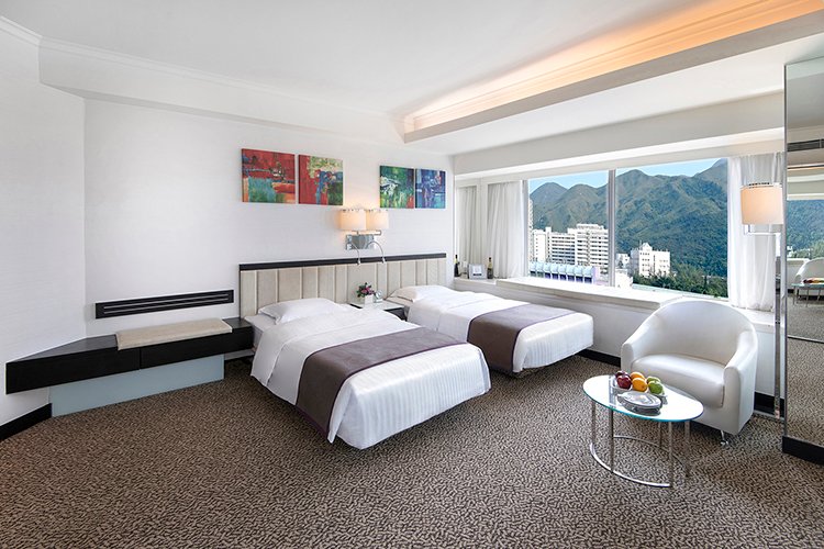 Family Suite at Regal Riverside Hotel