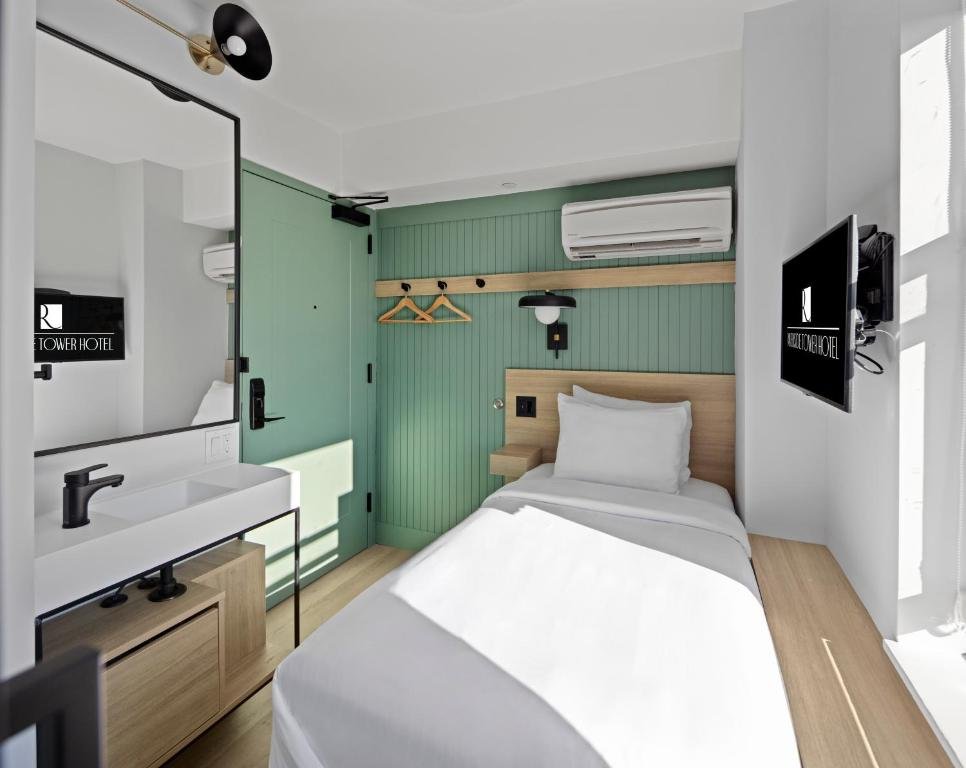 Superior Room at Riverside Tower Hotel