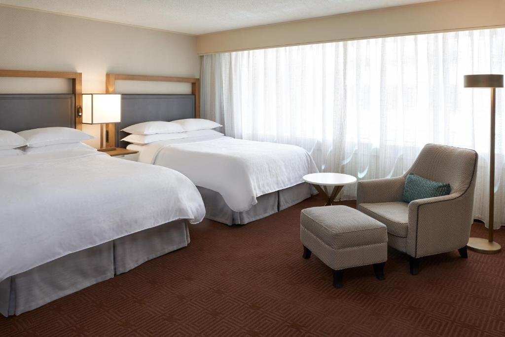 Executive Suite at Sheraton Ottawa Hotel