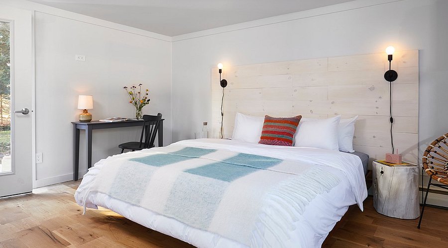 Lobby at Starlite Motel