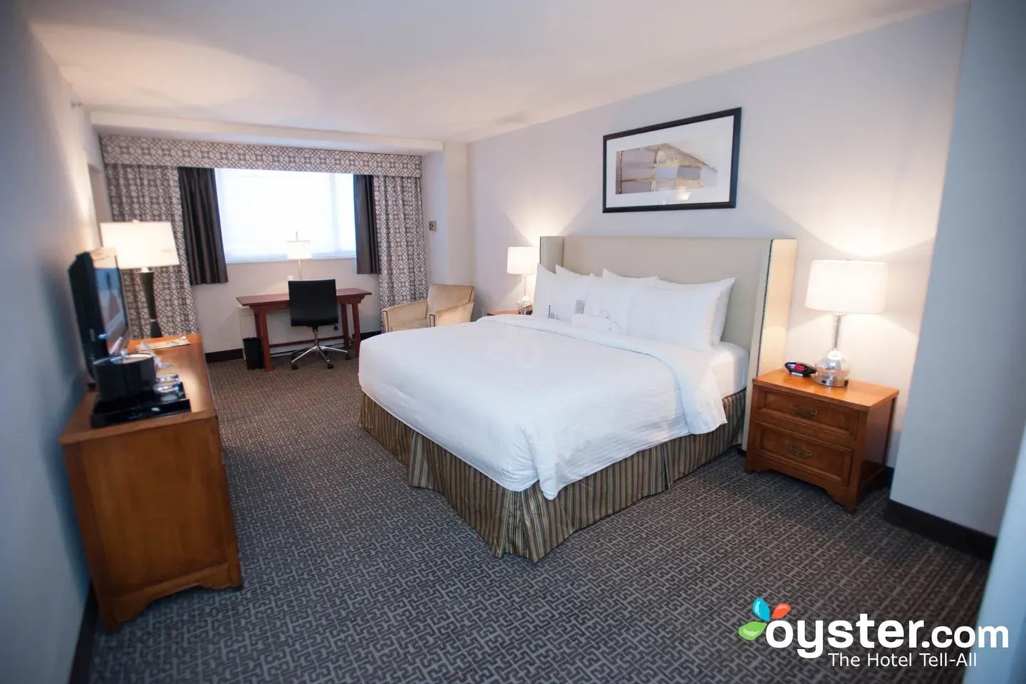 Executive Suite at State Plaza Hotel