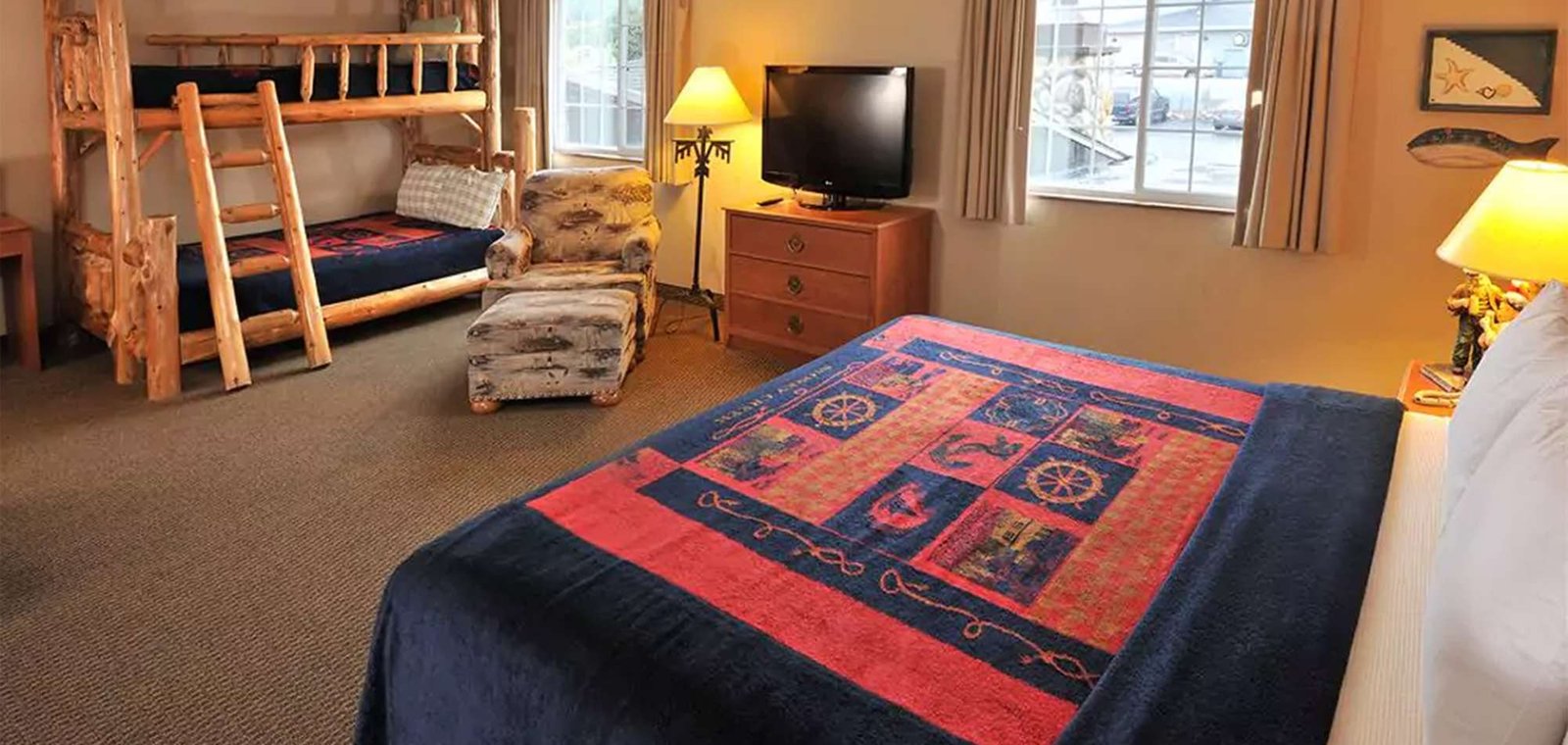 Family Suite at Stoney Creek Hotel Peoria