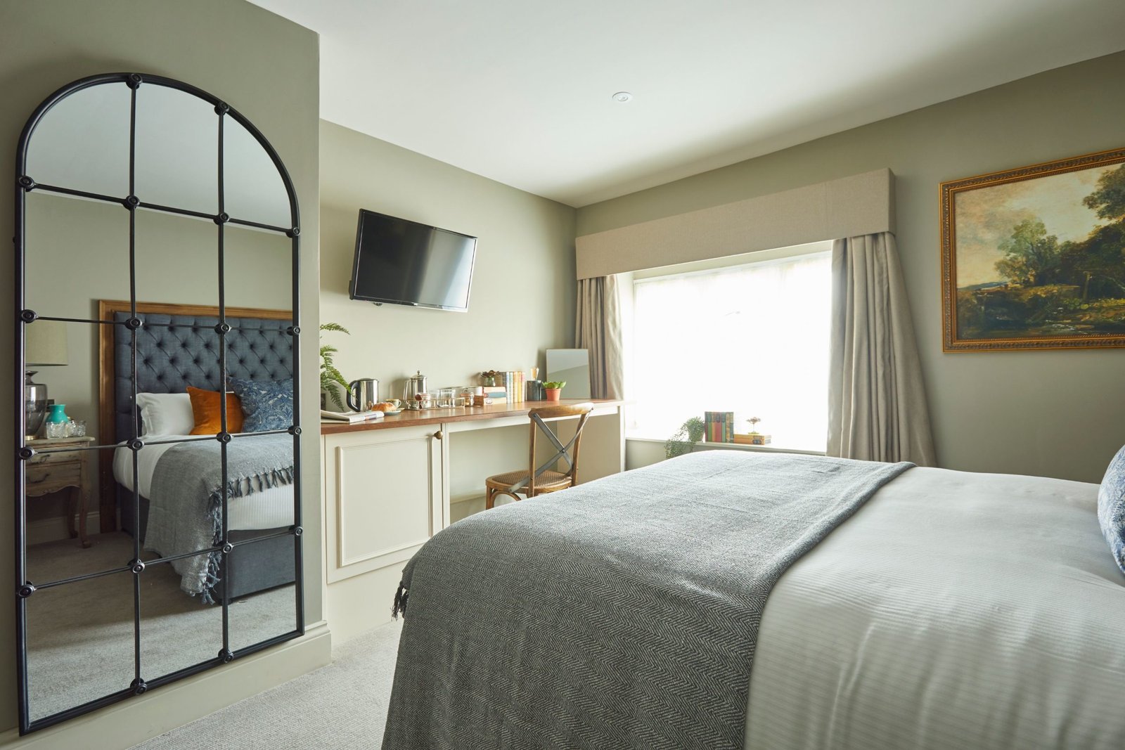 Deluxe Room at Swans Brewery