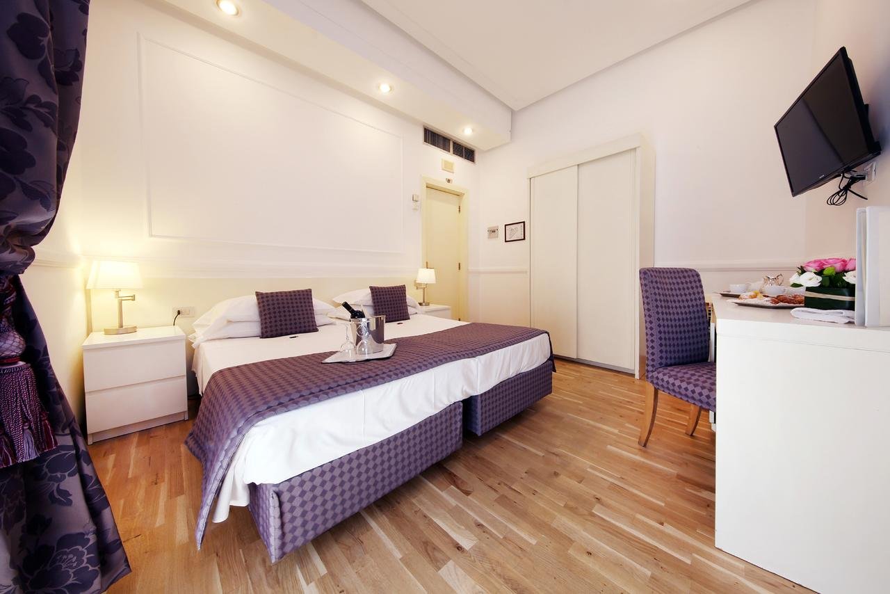 Lobby at Hotel Traiano Rome