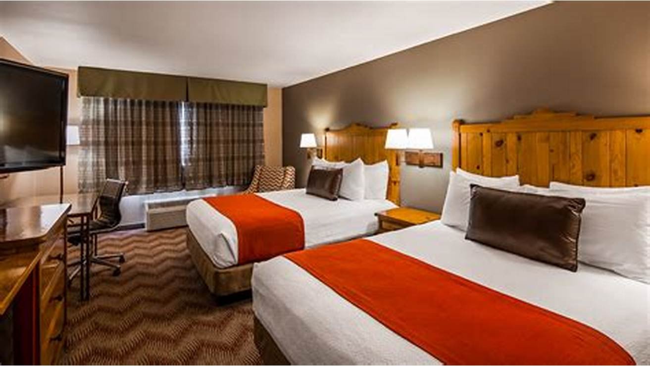 Standard Room at Hotel Universel Montreal