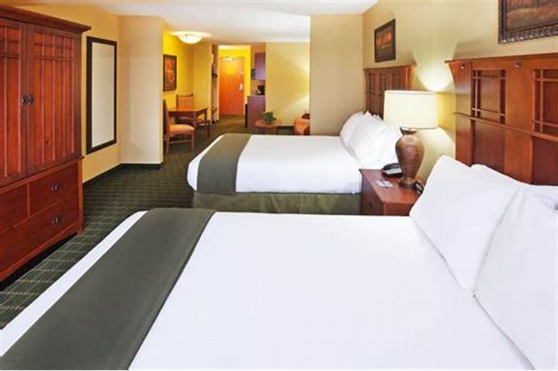 Deluxe Suite at Hotel Universel Montreal