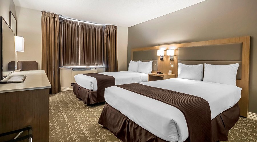 Deluxe Room at Best Western Plus Vancouver Airport Hotel