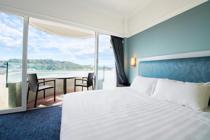 Lobby at Warwick Hotel Cheung Chau