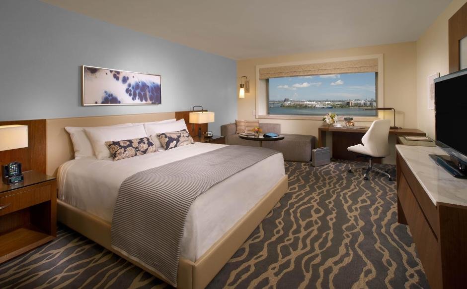 Executive Suite at Best Western Plus Waterfront Hotel